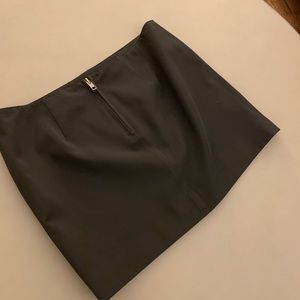 elizabeth & james mini skirt size 0.